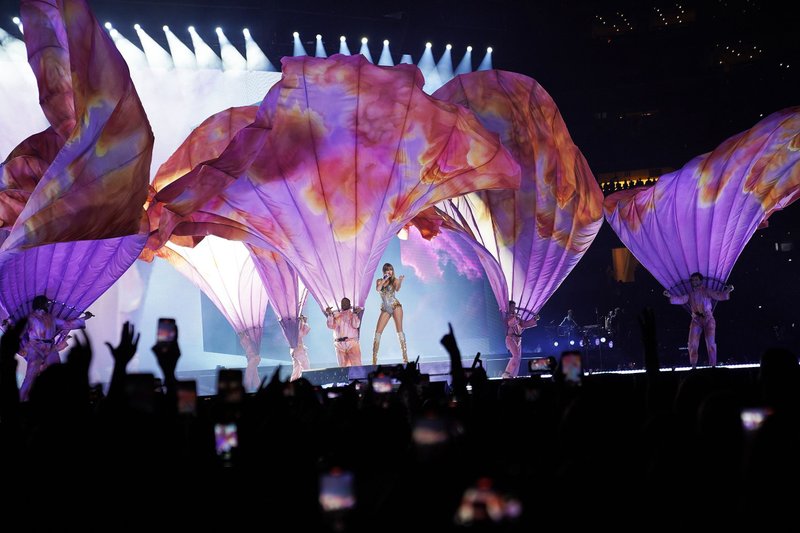 Taylor Swift — March 31 - Arlington, Texas — photo 41