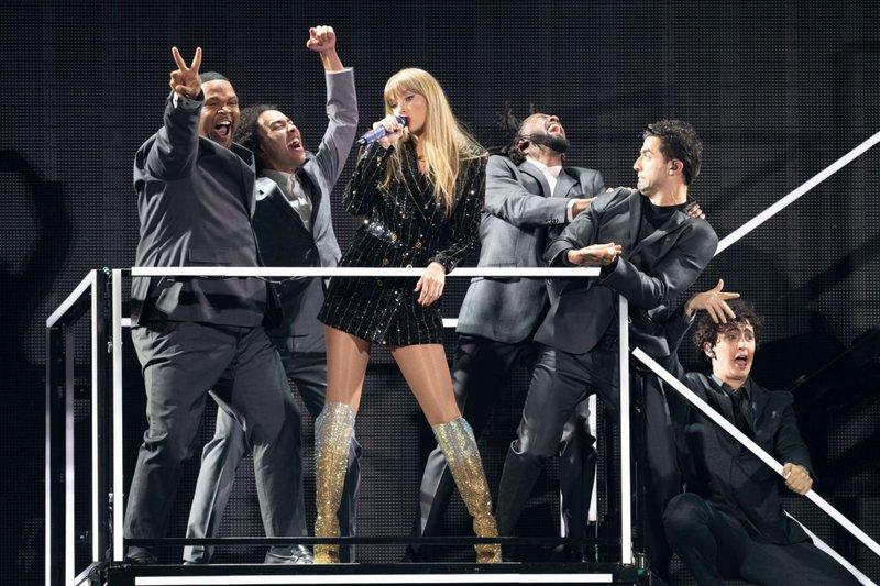 Taylor Swift — March 31 - Arlington, Texas — photo 84