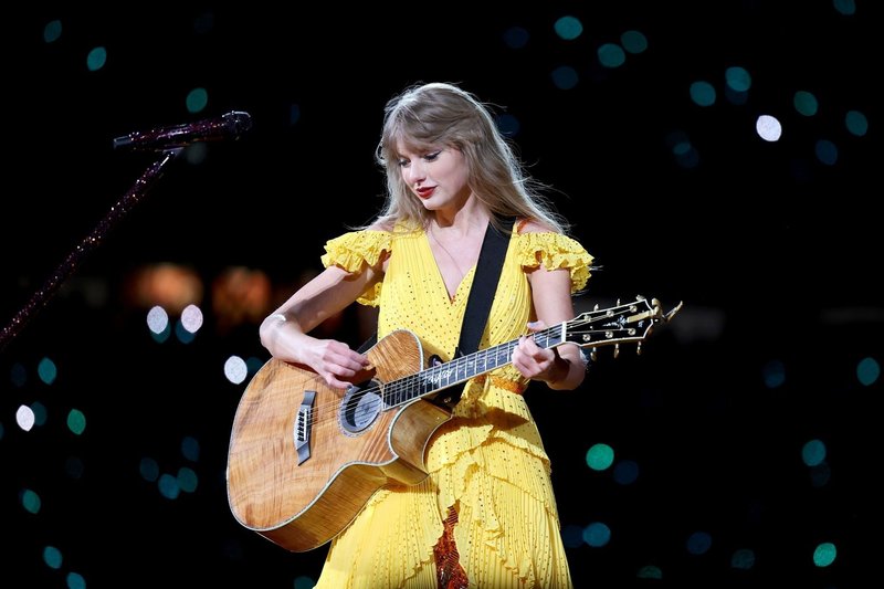 Taylor Swift — May 19 - Foxborough, Massachusetts — photo 23