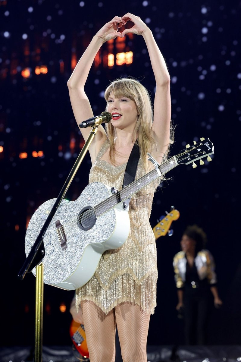 Taylor Swift — May 26 -  East Rutherford, New Jersey — photo 13