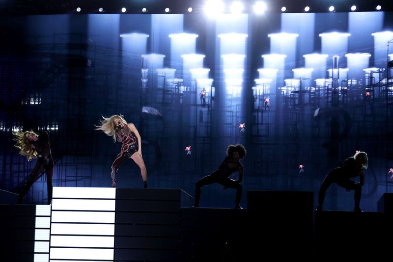 Taylor Swift — May 26 -  East Rutherford, New Jersey — photo 30