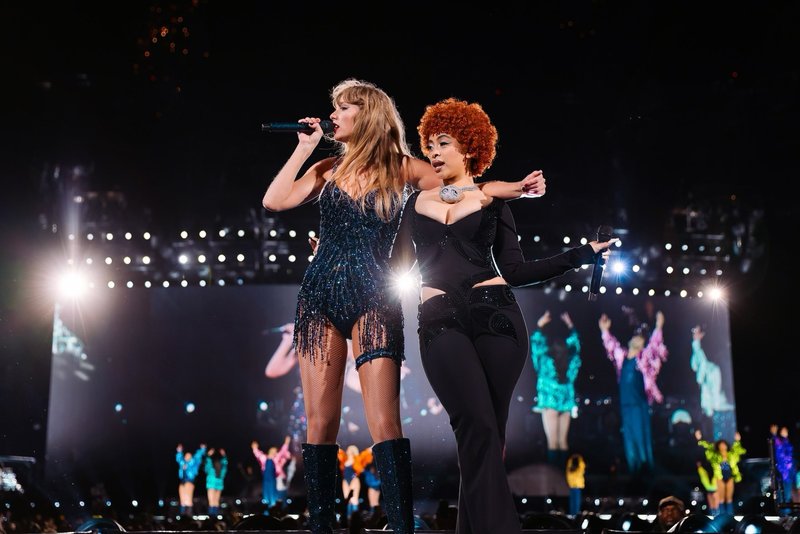 Taylor Swift — May 28 -  East Rutherford, New Jersey — photo 3