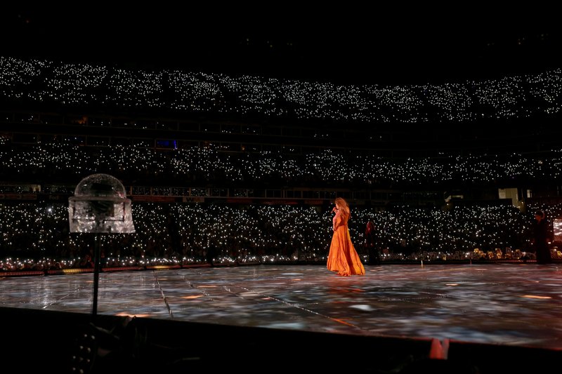 Taylor Swift — May 5 - Nashville, Tennessee — photo 9