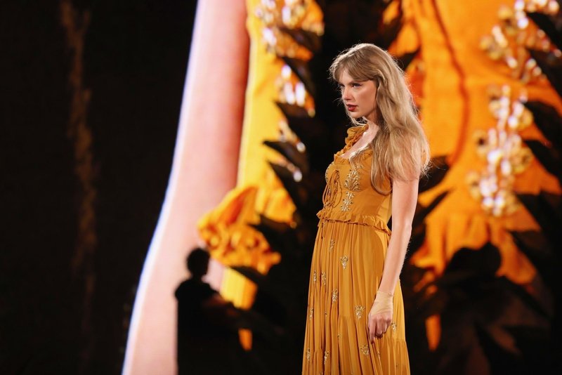 Taylor Swift — May 5 - Nashville, Tennessee — photo 11