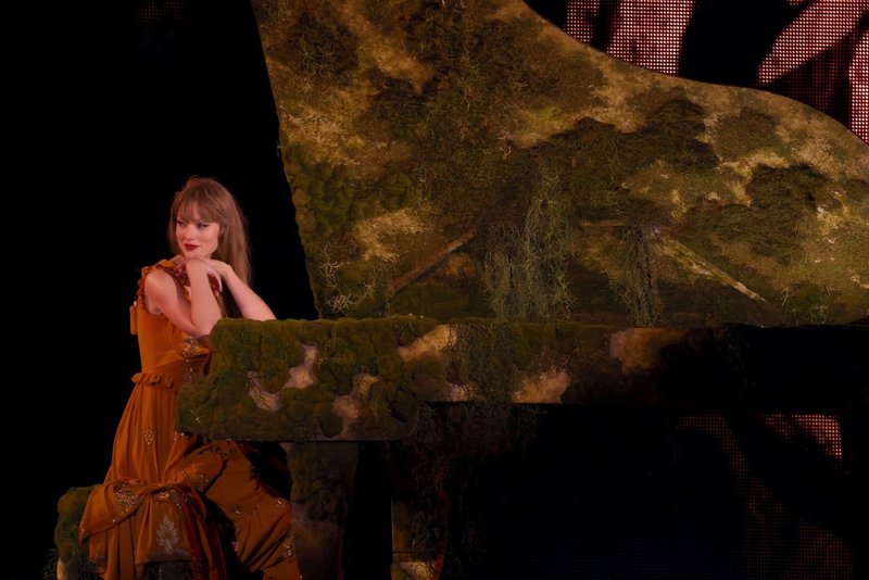 Taylor Swift — May 5 - Nashville, Tennessee — photo 15