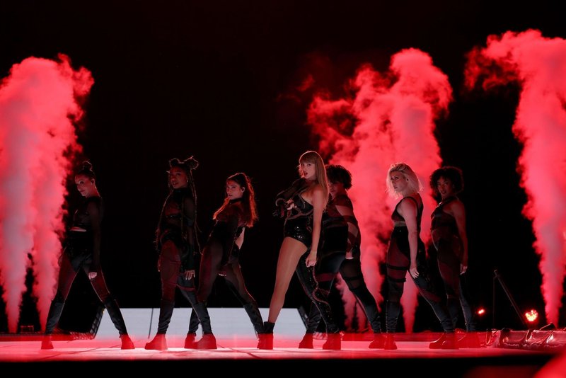 Taylor Swift — May 6 - Nashville, Tennessee — photo 24