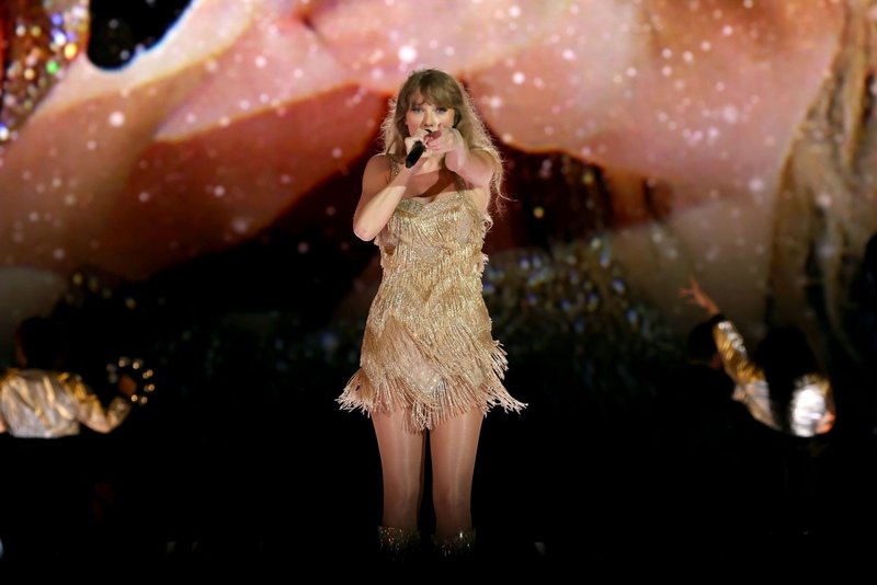 Taylor Swift — May 7 - Nashville, Tennessee — photo 29