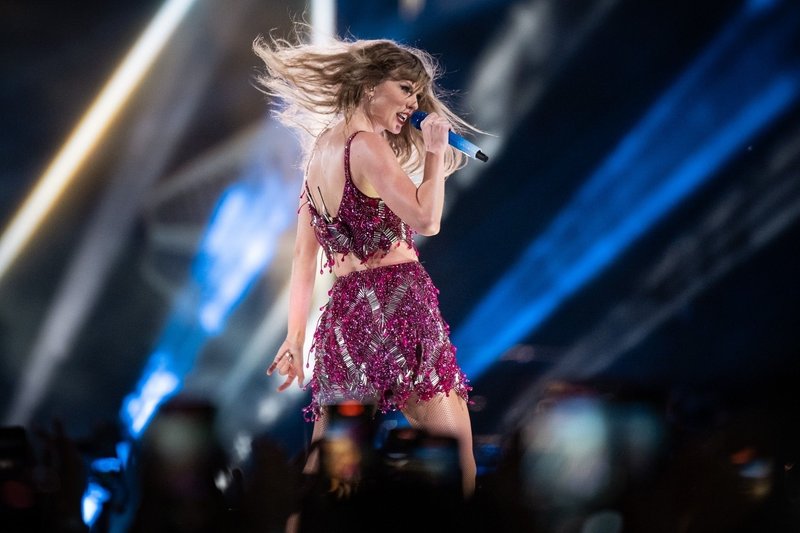 Taylor Swift — November 11 - Buenos Aires, Argentina — photo 15