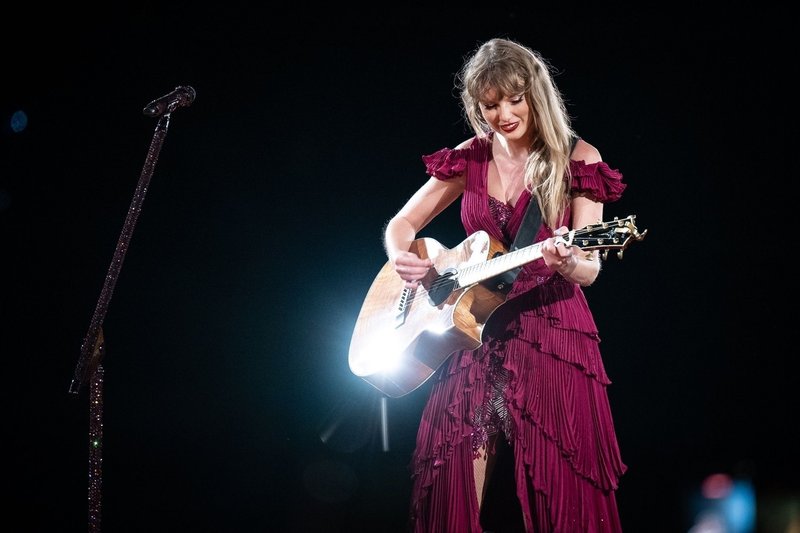 Taylor Swift — November 11 - Buenos Aires, Argentina — photo 17