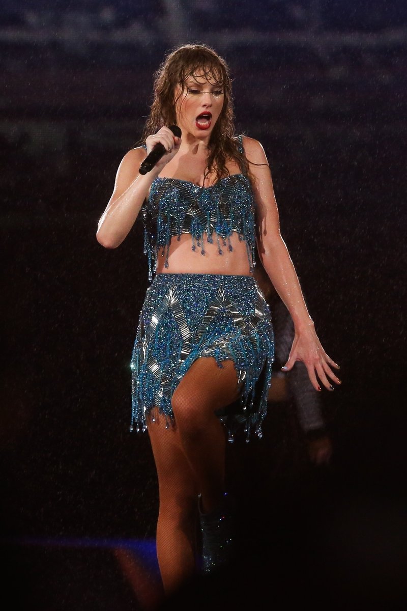 Taylor Swift — November 19 - Rio de Janeiro, Brazil — photo 55