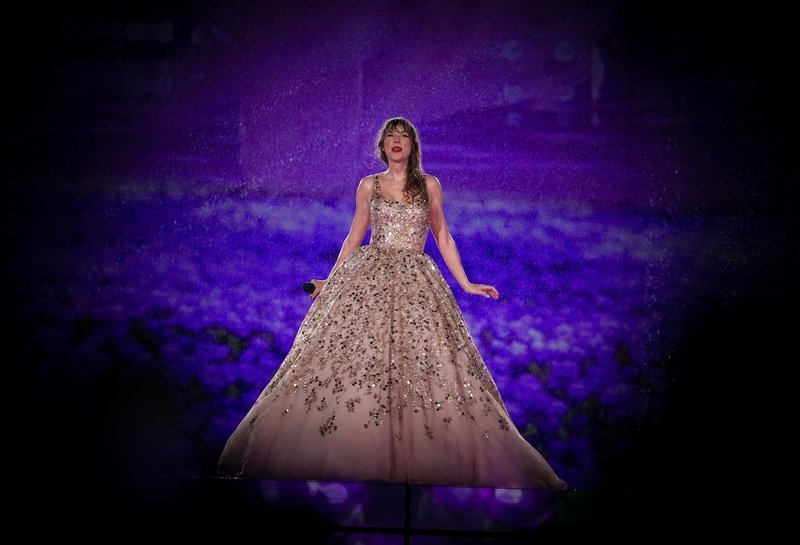 Taylor Swift — November 19 - Rio de Janeiro, Brazil — photo 105