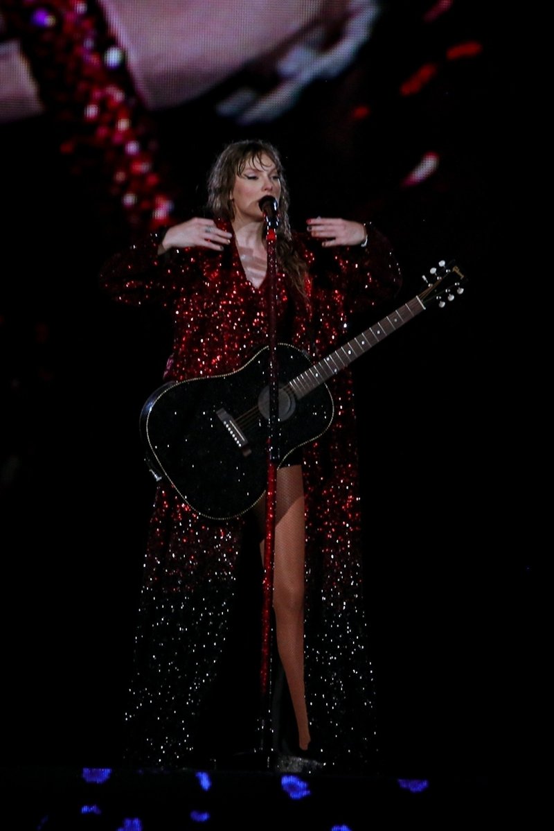 Taylor Swift — November 19 - Rio de Janeiro, Brazil — photo 194