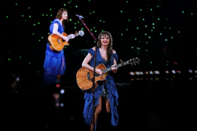 Taylor Swift — November 19 - Rio de Janeiro, Brazil — photo 250