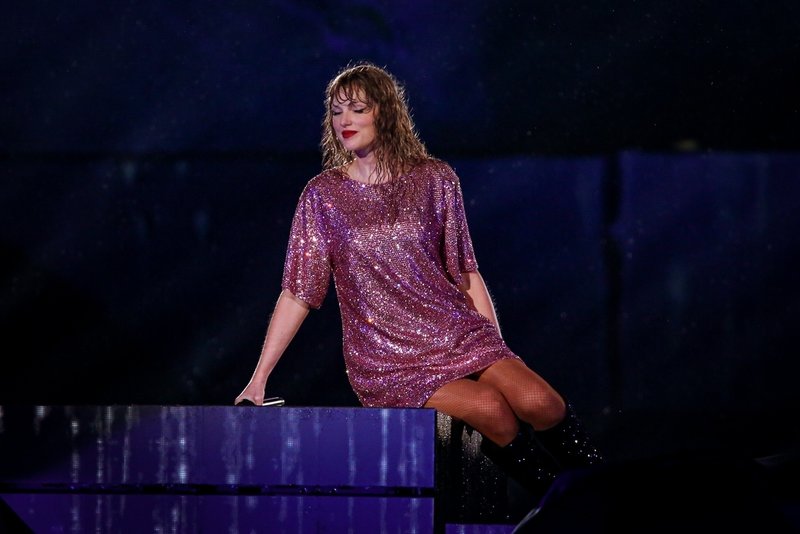 Taylor Swift — November 19 - Rio de Janeiro, Brazil — photo 277
