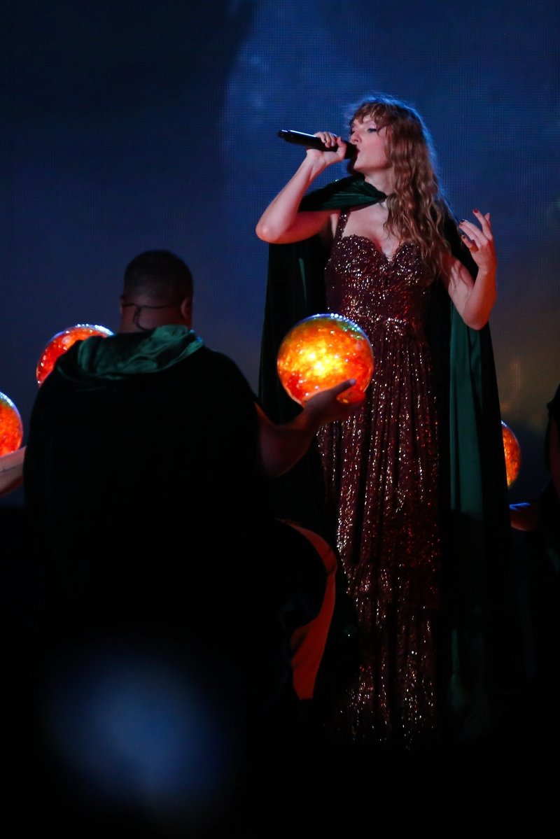 Taylor Swift — November 19 - Rio de Janeiro, Brazil — photo 335