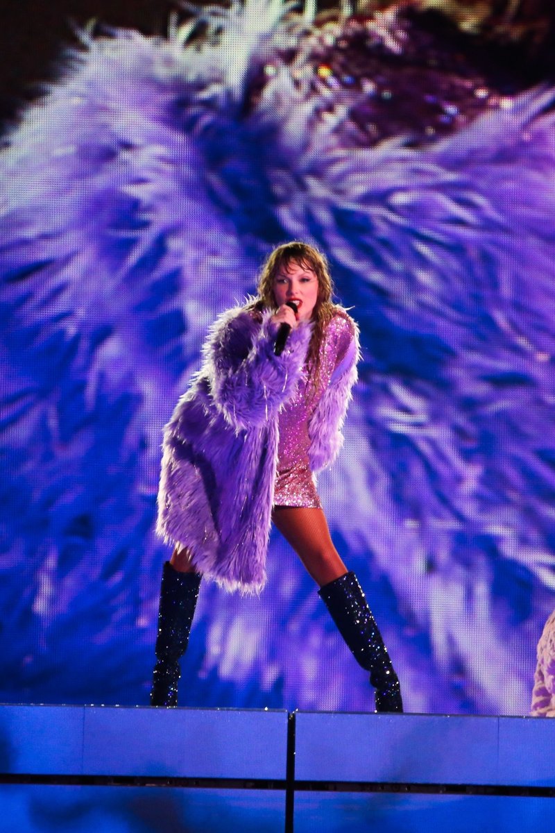 Taylor Swift — November 19 - Rio de Janeiro, Brazil — photo 471