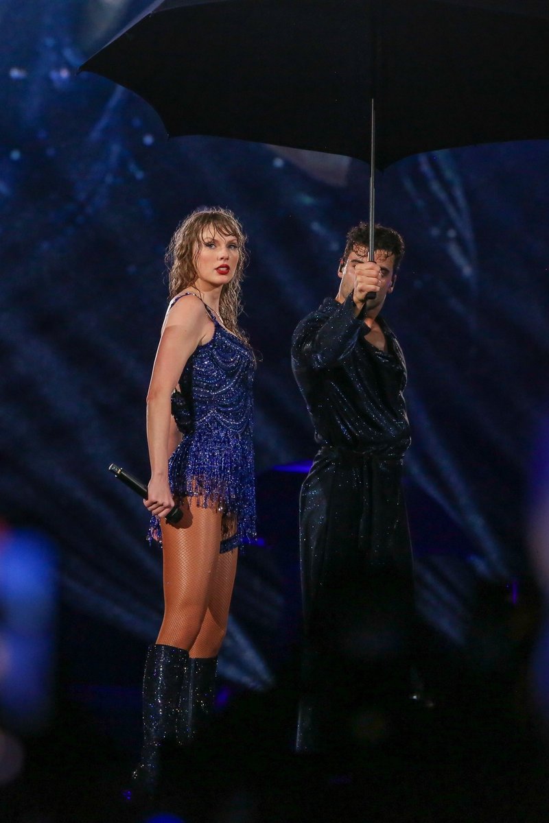 Taylor Swift — November 19 - Rio de Janeiro, Brazil — photo 513