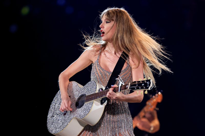 Taylor Swift — November 24 - São Paulo, Brazil — photo 9