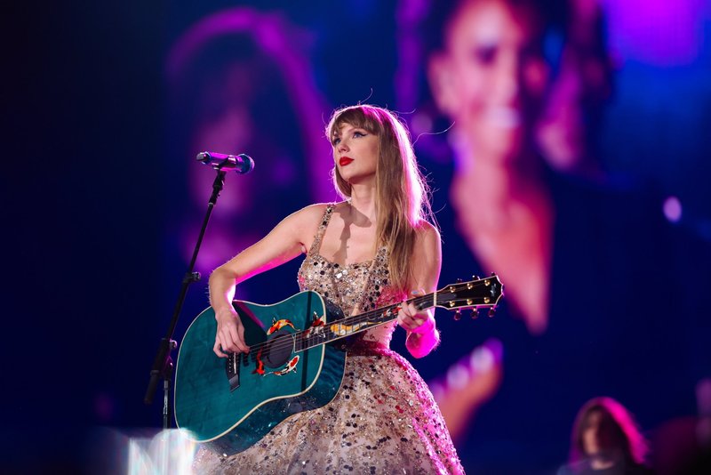 Taylor Swift — November 24 - São Paulo, Brazil — photo 29