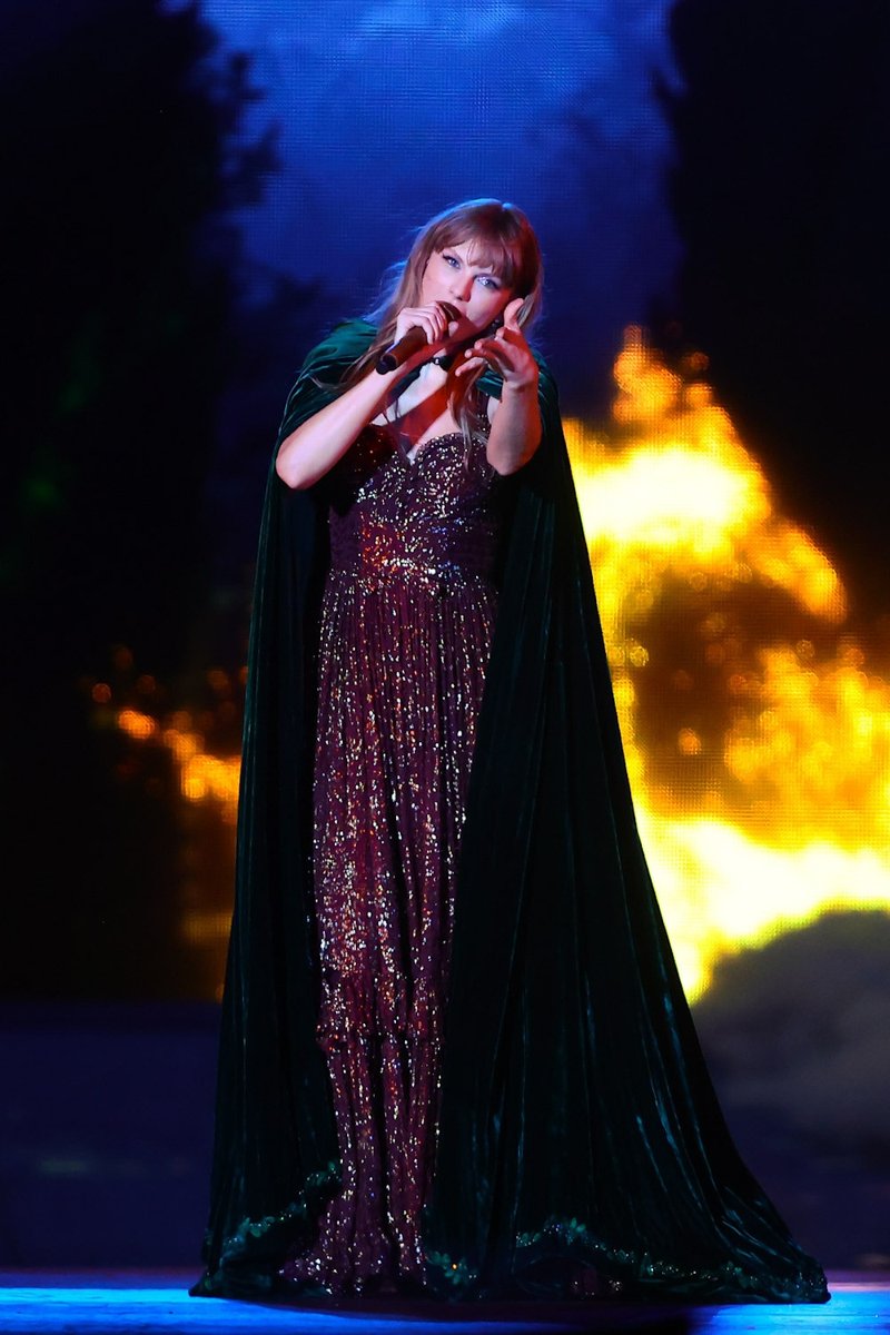 Taylor Swift — November 26 - São Paulo, Brazil — photo 17
