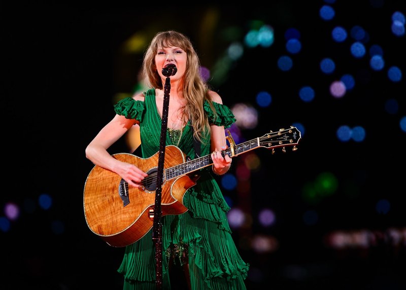 Taylor Swift — November 26 - São Paulo, Brazil — photo 29