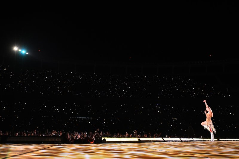 Taylor Swift — November 9 - Buenos Aires, Argentina — photo 22