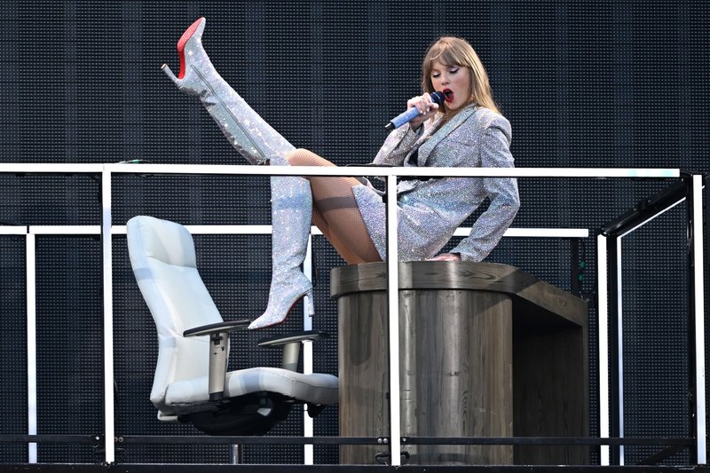 Taylor Swift — February 16 - Melbourne, Australia — photo 8