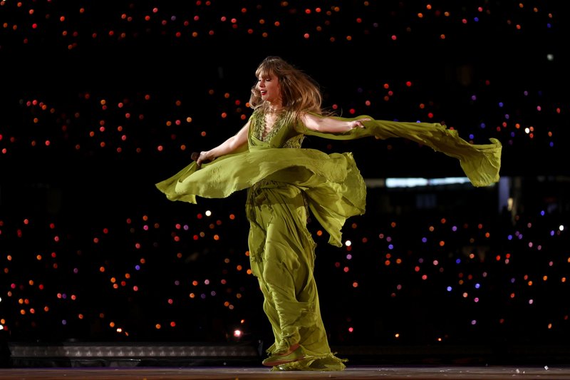 Taylor Swift — February 16 - Melbourne, Australia — photo 50