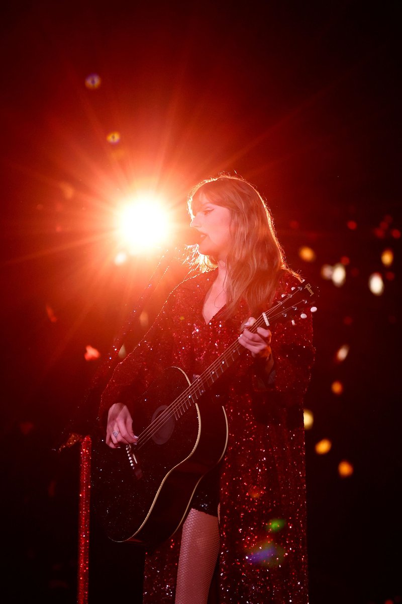 Taylor Swift — February 16 - Melbourne, Australia — photo 57