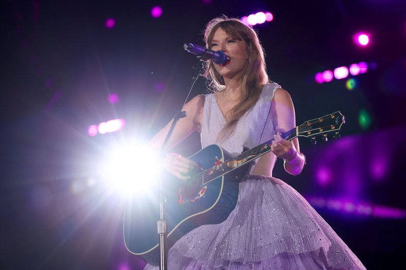 Taylor Swift — February 16 - Melbourne, Australia — photo 59