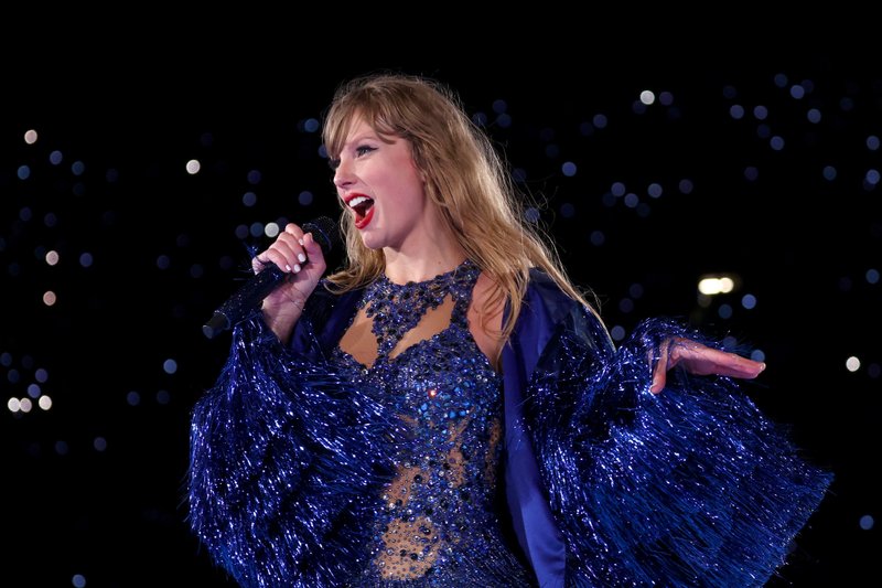 Taylor Swift — February 16 - Melbourne, Australia — photo 61