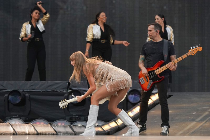 Taylor Swift — July 27 - Munich, Germany — photo 6