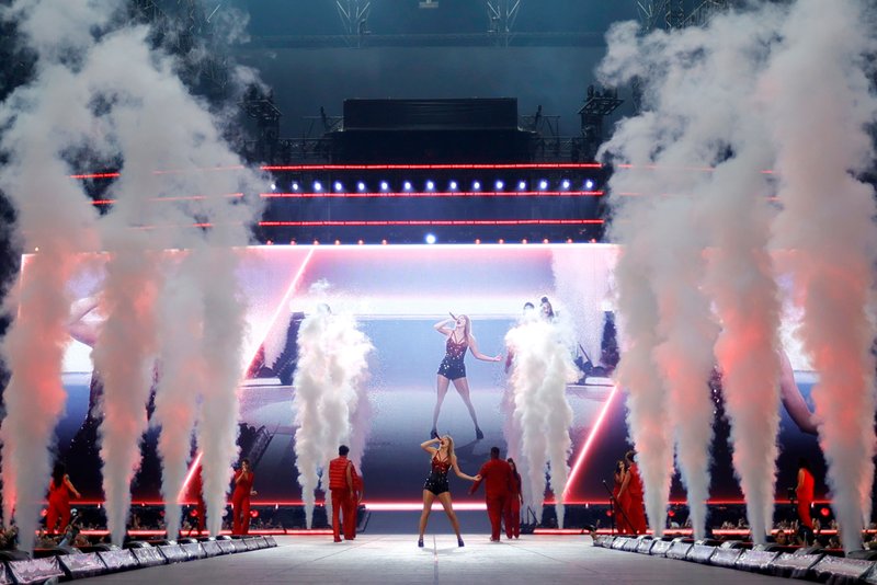 Taylor Swift — July 4 - Amsterdam, Netherlands — photo 4