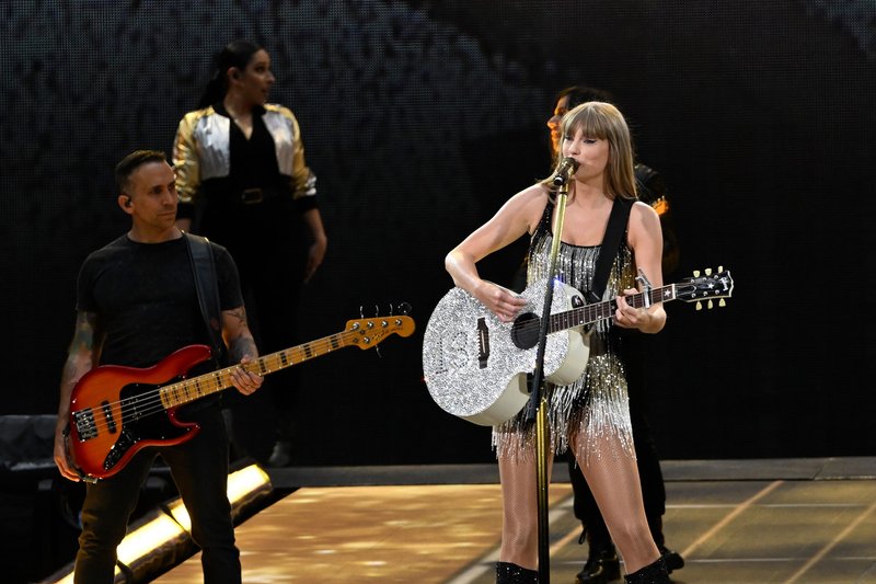 Taylor Swift — July 4 - Amsterdam, Netherlands — photo 9