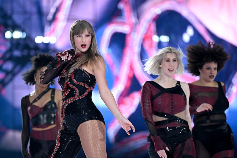 Taylor Swift — July 4 - Amsterdam, Netherlands — photo 13