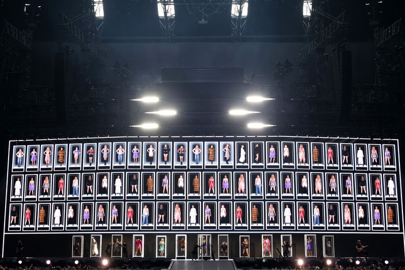 Taylor Swift — July 4 - Amsterdam, Netherlands — photo 17