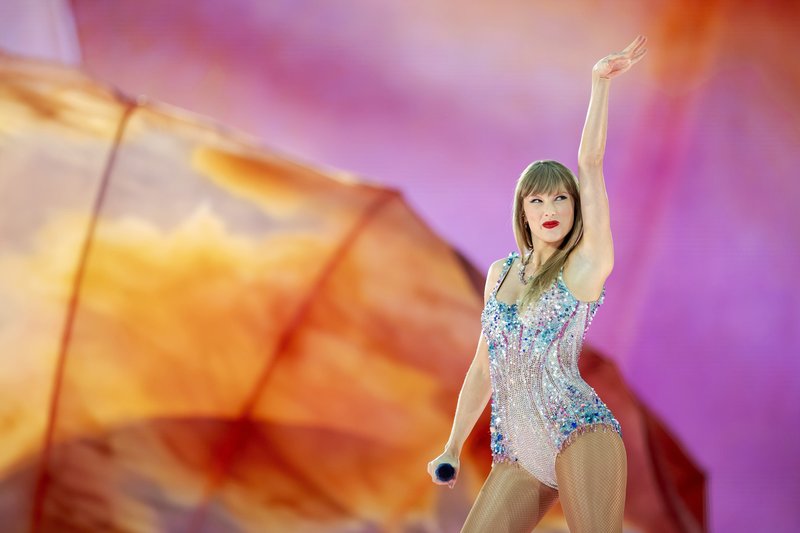 Taylor Swift — July 4 - Amsterdam, Netherlands — photo 33