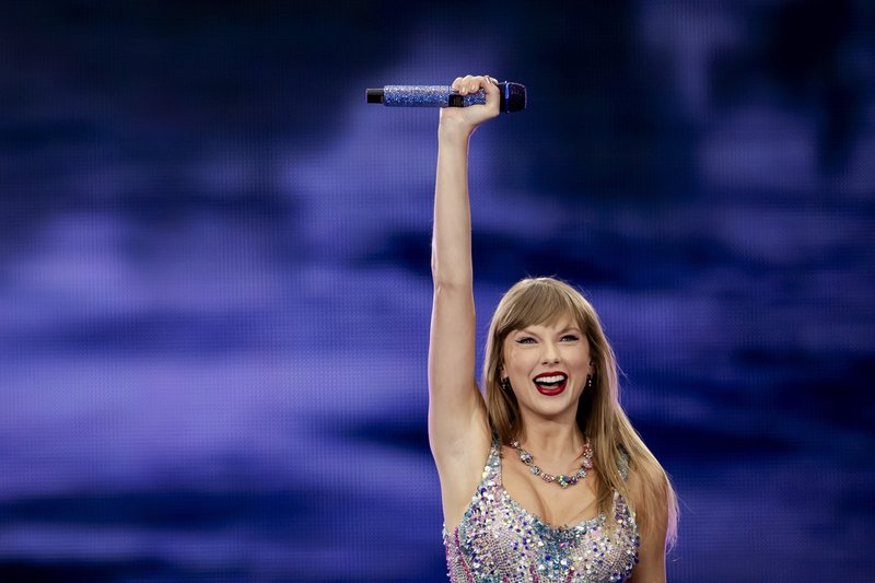 Taylor Swift — July 4 - Amsterdam, Netherlands — photo 45