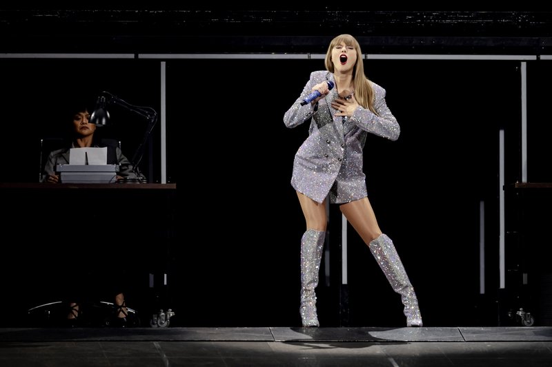 Taylor Swift — July 4 - Amsterdam, Netherlands — photo 47