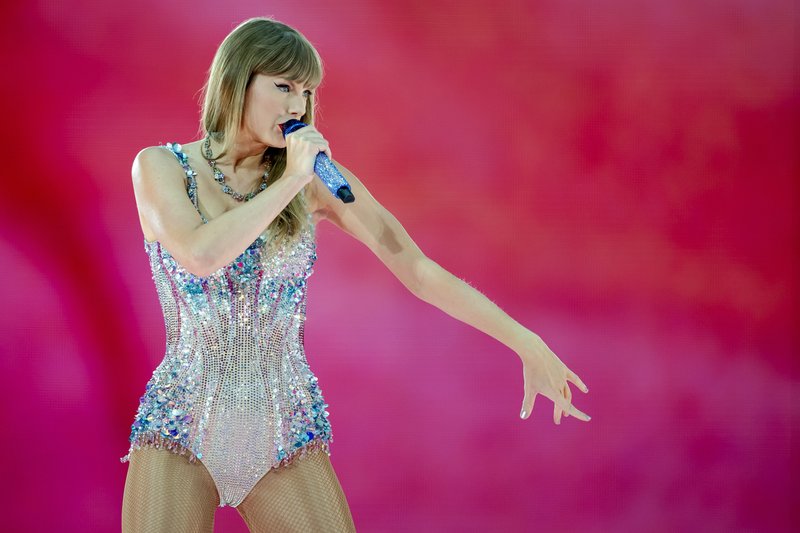 Taylor Swift — July 4 - Amsterdam, Netherlands — photo 52
