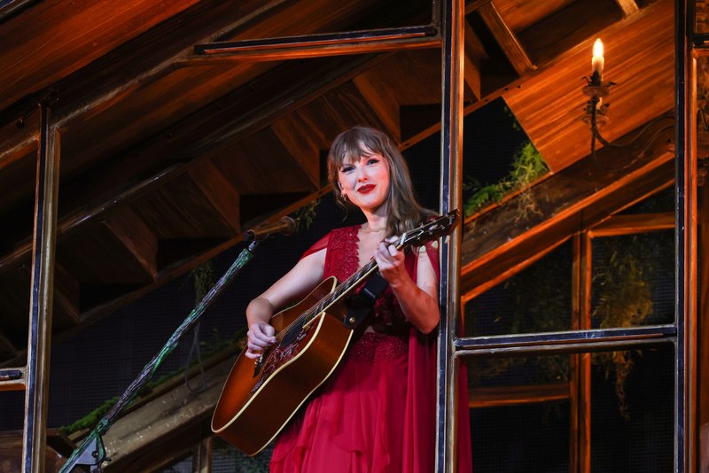 Taylor Swift — July 5 - Amsterdam, Netherlands — photo 7
