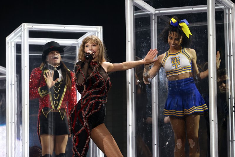 Taylor Swift — July 5 - Amsterdam, Netherlands — photo 9