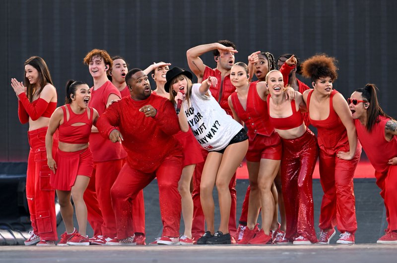 Taylor Swift — July 9 - Zürich, Switzerland — photo 9