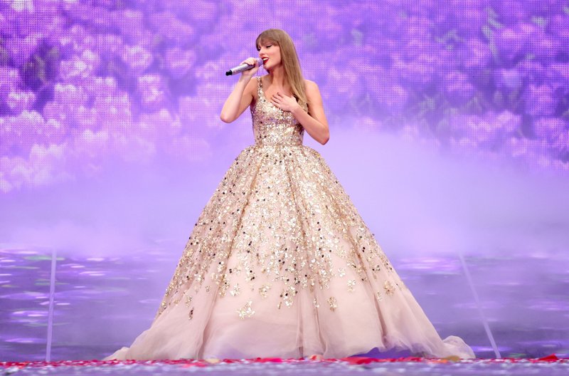 Taylor Swift — June 21 - London, England — photo 11