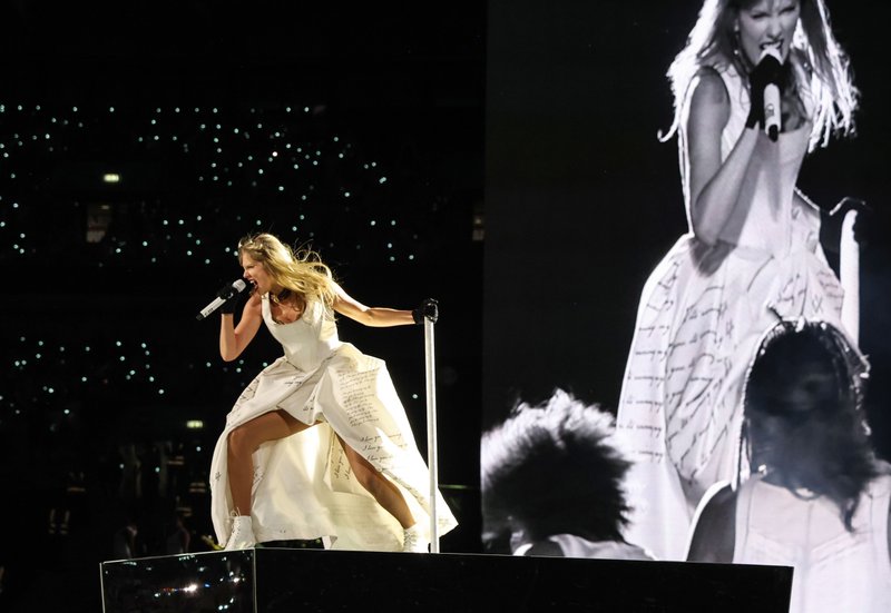 Taylor Swift — June 21 - London, England — photo 28