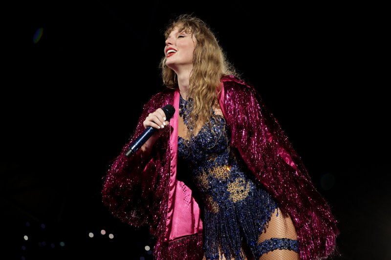 Taylor Swift — March 2 - Singapore, Singapore — photo 3