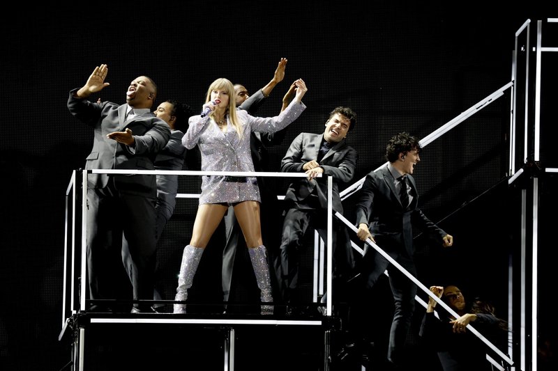 Taylor Swift — May 17 - Stockholm, Sweden — photo 12