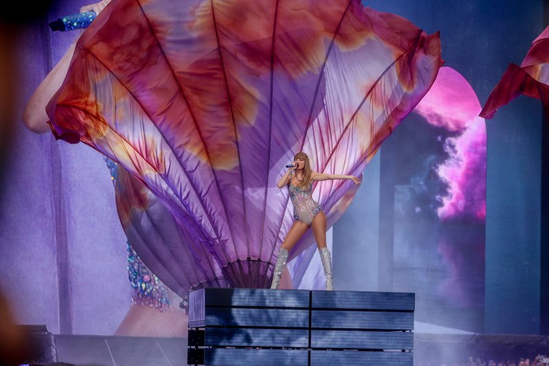 Taylor Swift — May 29 - Madrid, Spain — photo 1