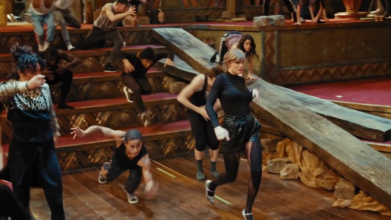 Taylor Swift — Behind The Scenes (Screen Captures) — photo 2