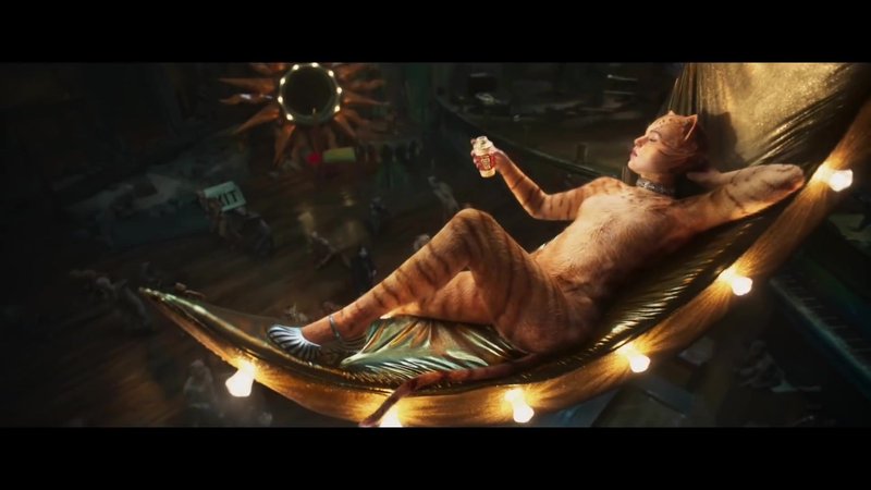 Taylor Swift — Behind The Scenes (Screen Captures) — photo 6